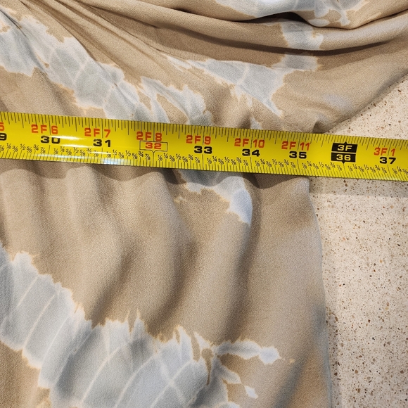 YOUNG FABULOUS & BROKE “Tress” Tie Dye Blouse Size Large 3/4 Sleeves Tan Boho - Picture 3 of 12